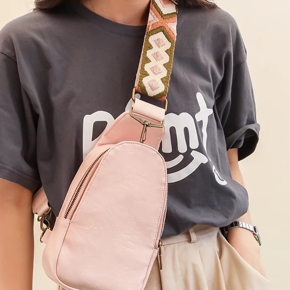 Handbags - 92. LAST 1! CLEARANCE aztec Pink Bohemian Vegan Leather Crossbody Messenger bag
